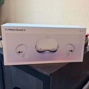 Quest 2 Standalone VR Headset - White